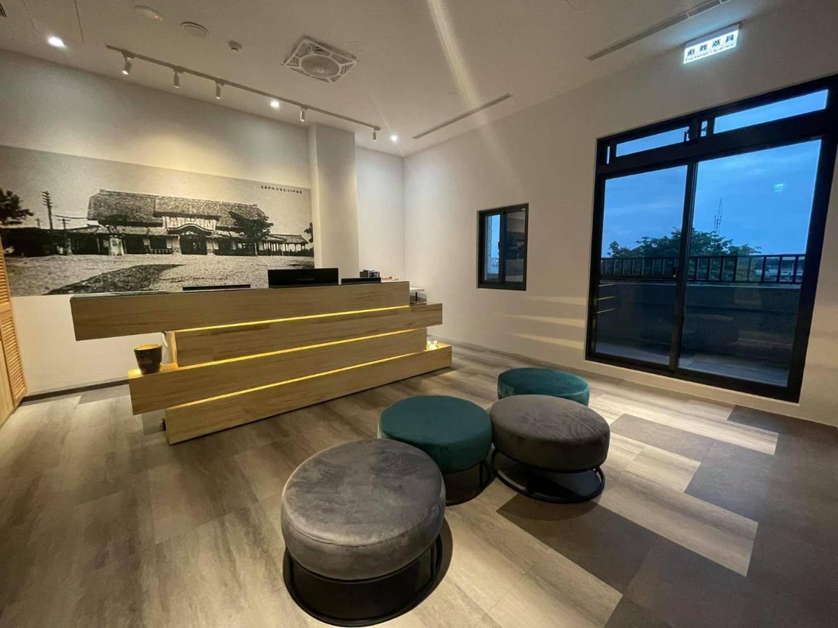 One Night Hostel Yilan Екстериор снимка