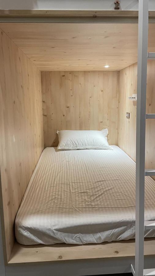 One Night Hostel Yilan Екстериор снимка
