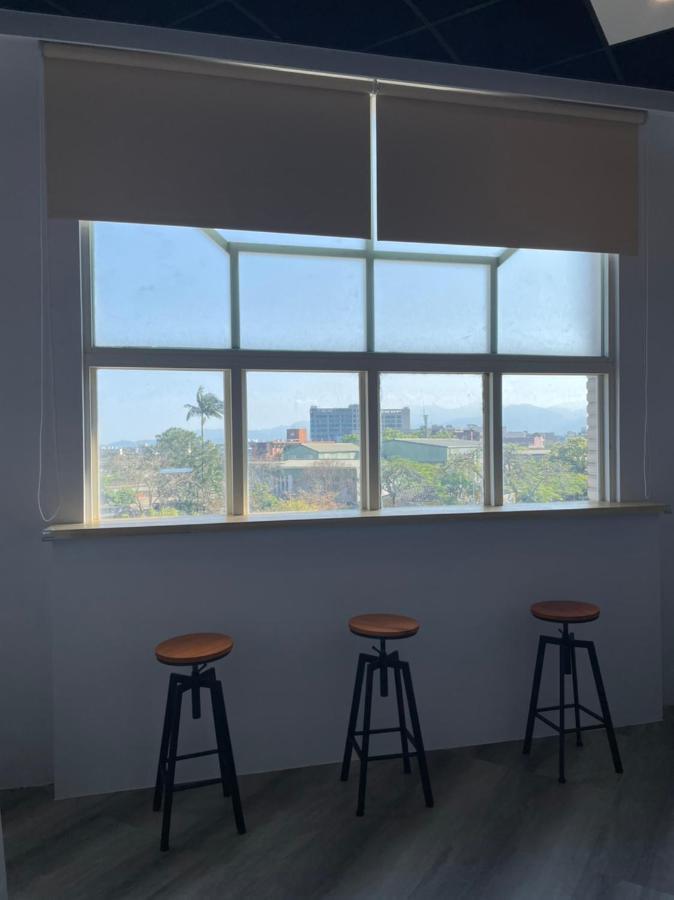 One Night Hostel Yilan Екстериор снимка
