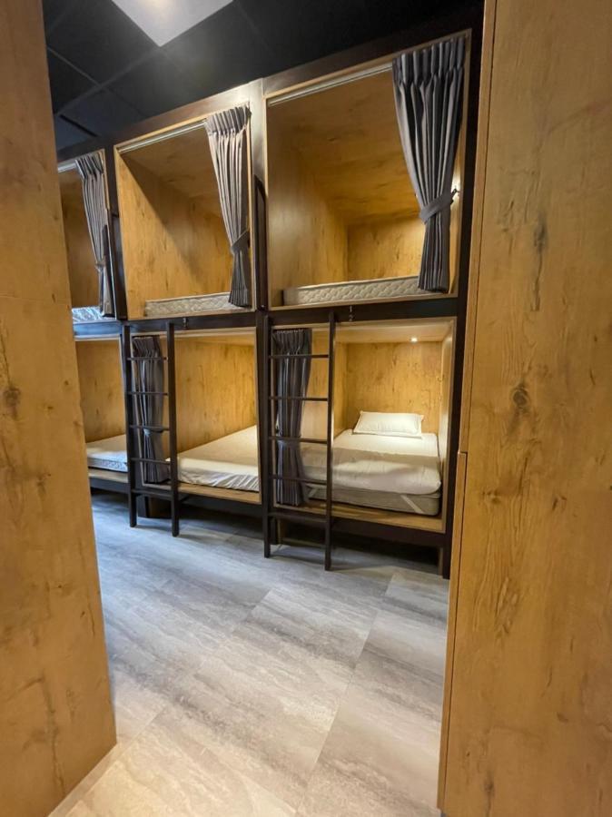 One Night Hostel Yilan Екстериор снимка