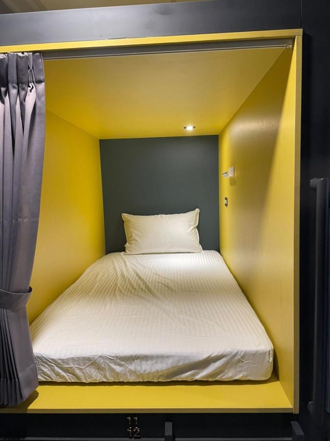 One Night Hostel Yilan Екстериор снимка