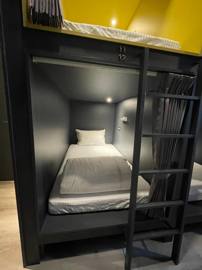 One Night Hostel Yilan Екстериор снимка