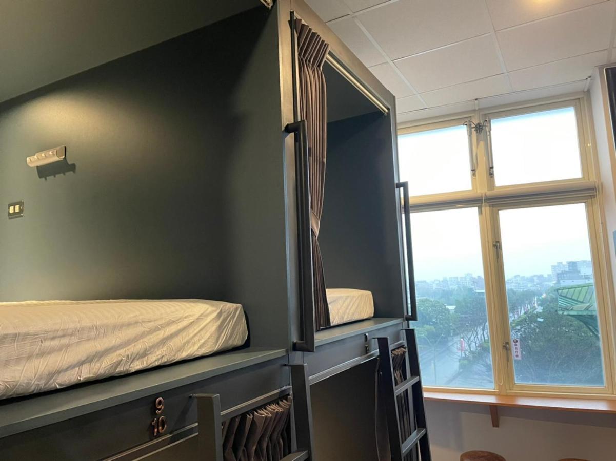 One Night Hostel Yilan Екстериор снимка